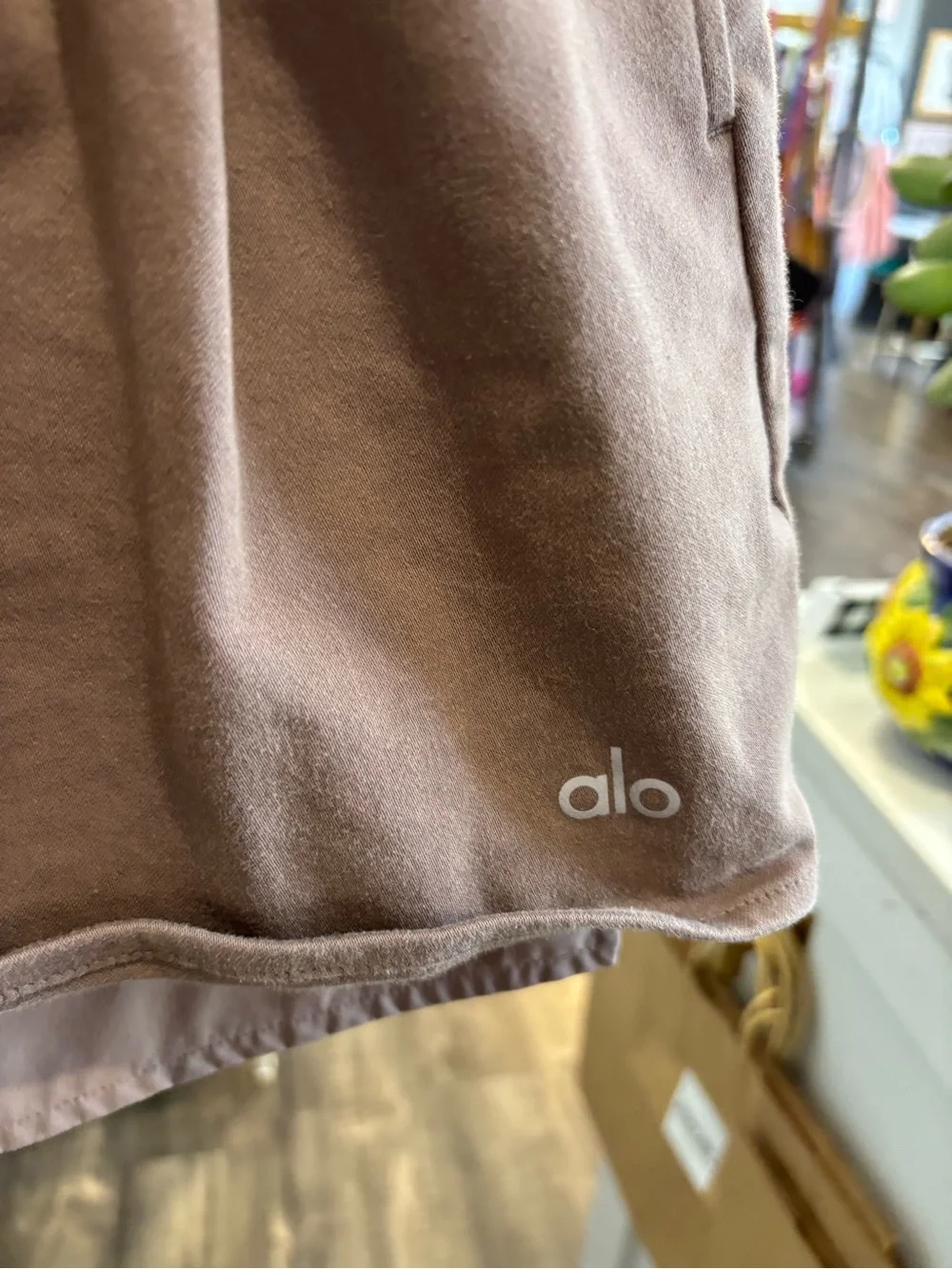 ALO Yoga good days mini skort in mushroom